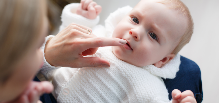 higiene del bebé ojos, nariz y boca